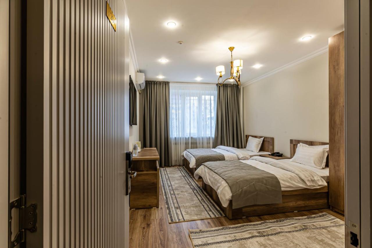 Oscar Hotel By Ag Hotels Group Ałma Ata Zewnętrze zdjęcie