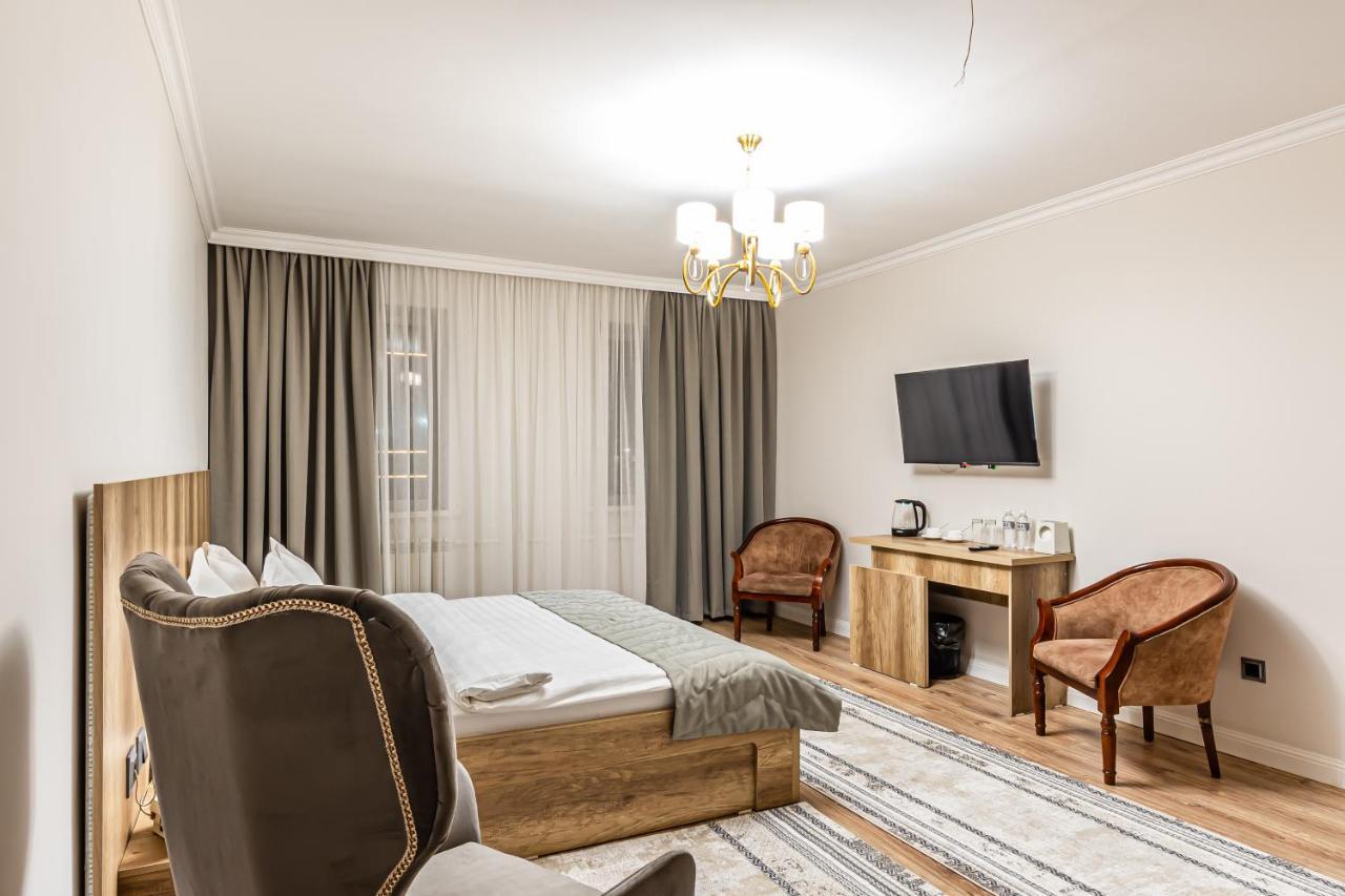 Oscar Hotel By Ag Hotels Group Ałma Ata Zewnętrze zdjęcie